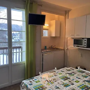 Studio Avec Balcon, Vue Dégagée Et Parking - Séjours De 3 Nuits Minimum Appartement La Bourboule